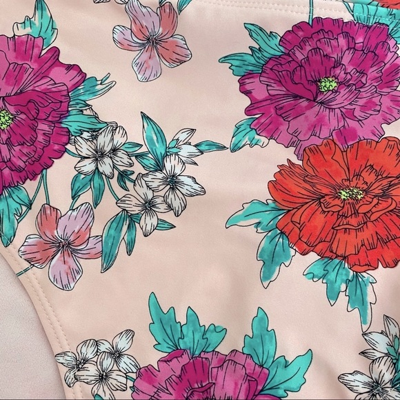 ✖️SOLD✖️ XHILARATION Pink Floral Swimsuit - Picture 8 of 9